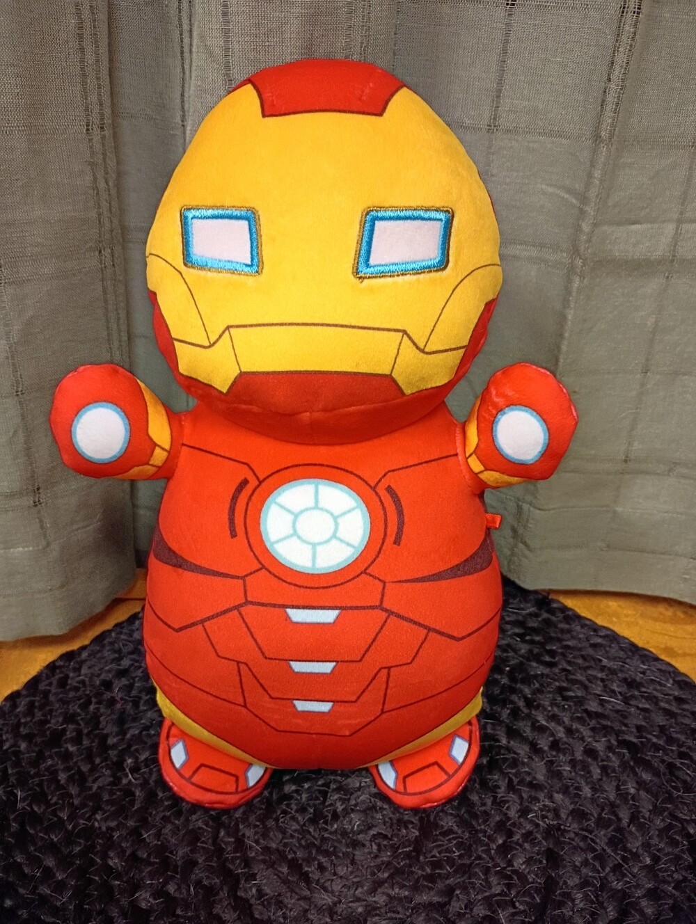 NWOT Squishmallows HugMees Marvel Iron Man Plush Character Size 11"